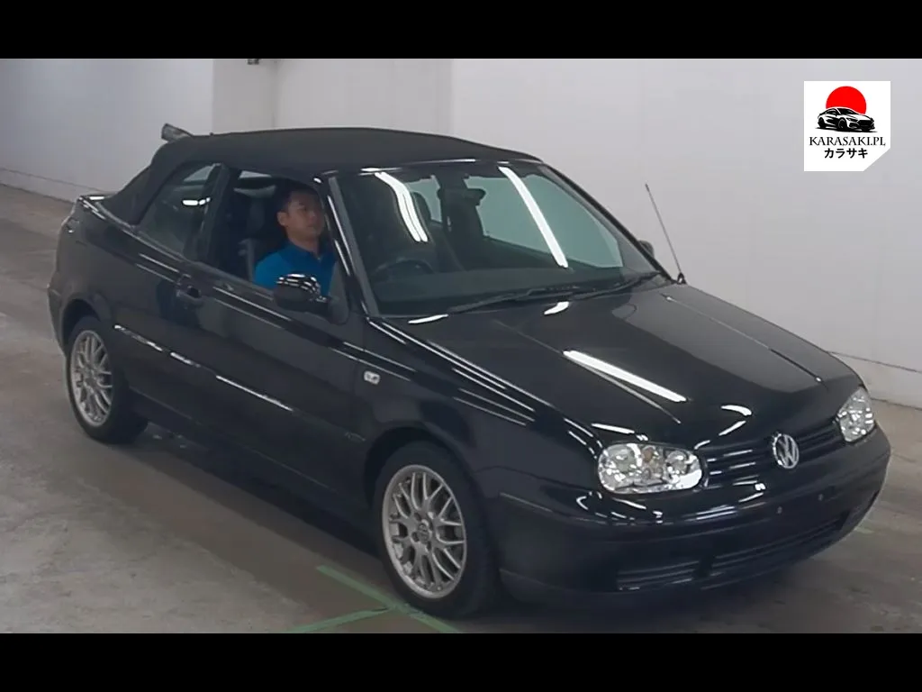 Volkswagen Golf Cabriolet 2001 z aukcji japońskiej