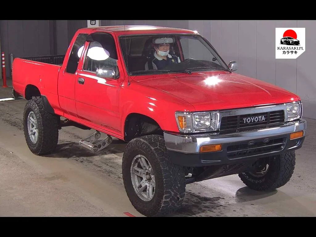 America Toyota Hilux 1993 z aukcji japońskiej