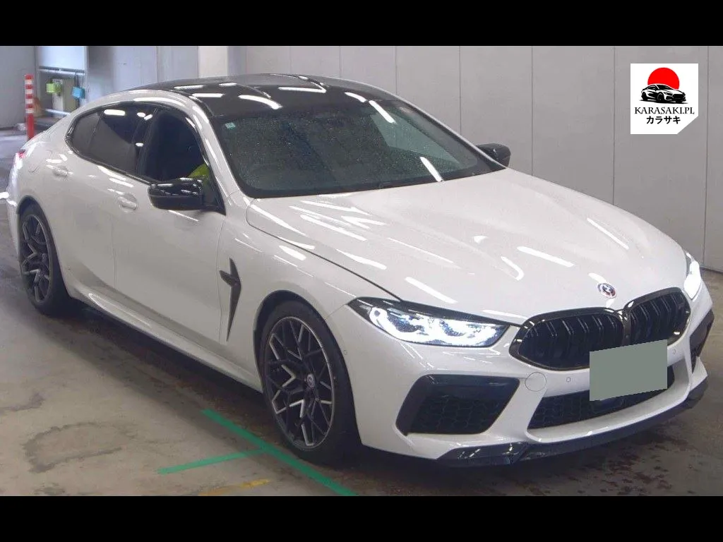 BMW M8 Gran Coupe 2022 z aukcji japońskiej