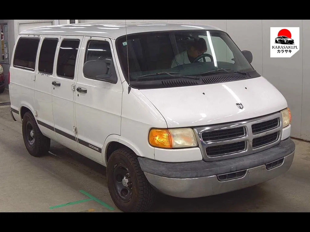 Dodge Van 2000 from a Japanese auction