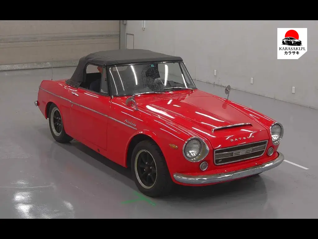 Nissan Datsun Fairlady 1966 z aukcji japońskiej