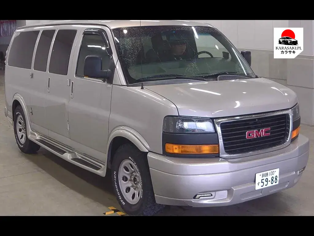 GMC Savana 2011 z aukcji japońskiej