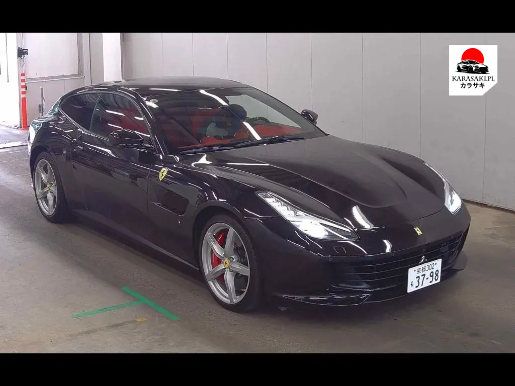 Ferrari GTC4 Lusso 2020 z aukcji japońskiej