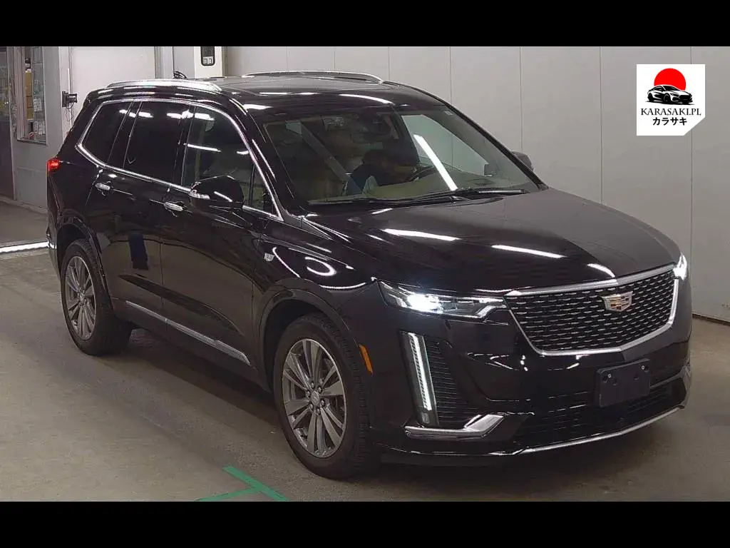 Cadillac XT6 2021 з японського аукціону