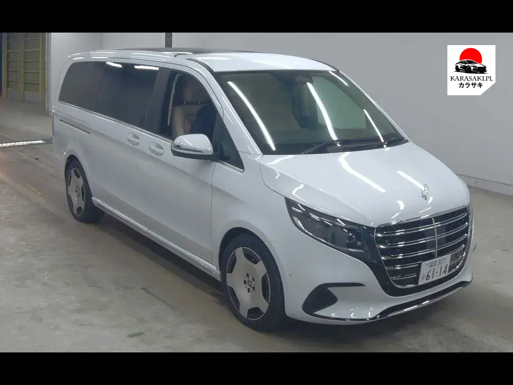 Mercedes Benz V-Class 2025 z aukcji japońskiej