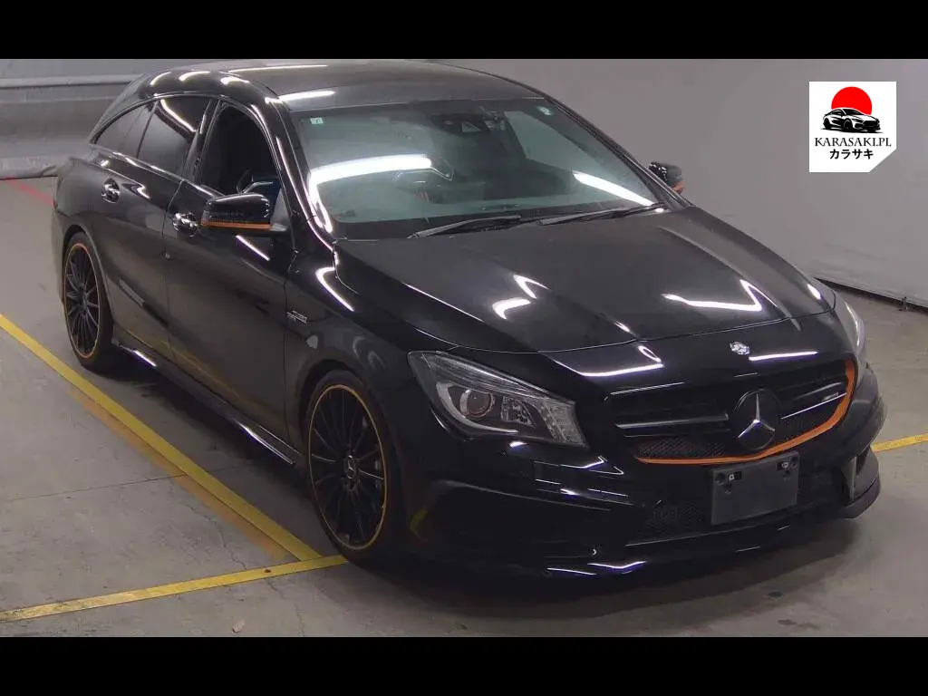 Mercedes AMG Cla-Class Shooting Brake 2015 z aukcji japońskiej