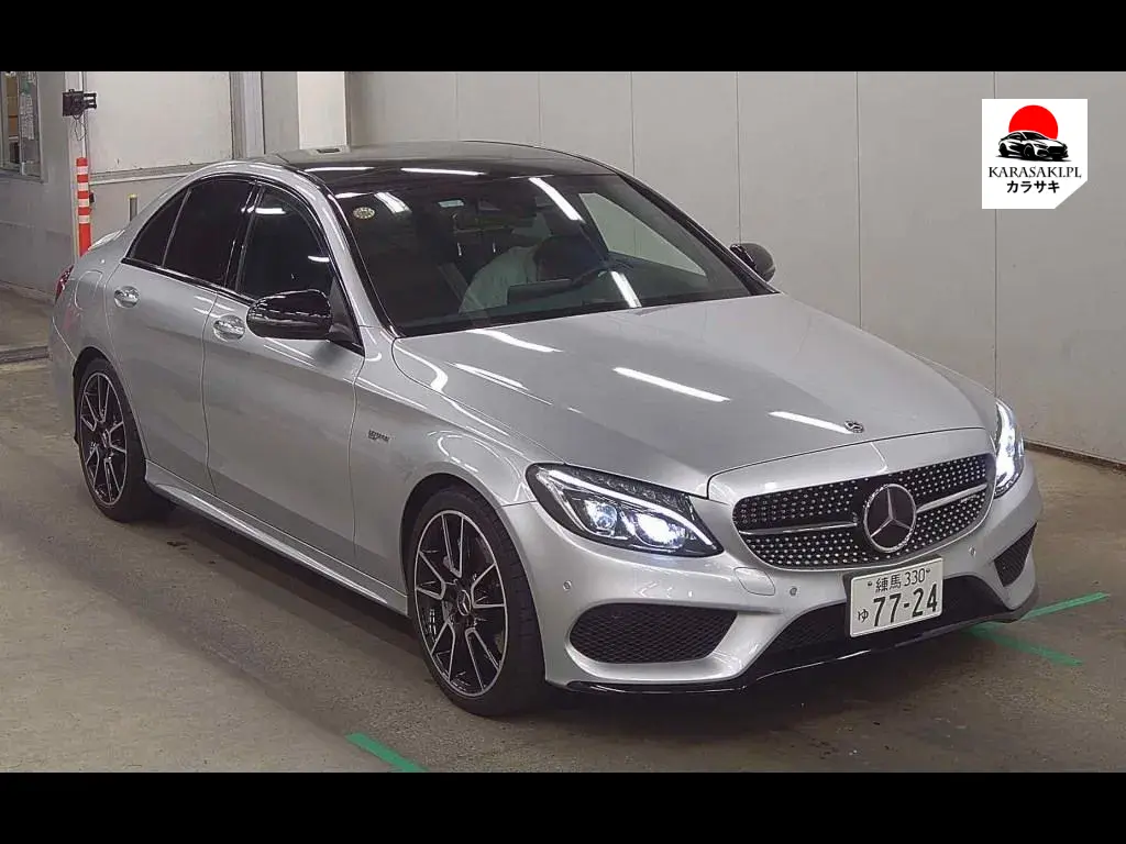Mercedes AMG C-Class 2018 z aukcji japońskiej