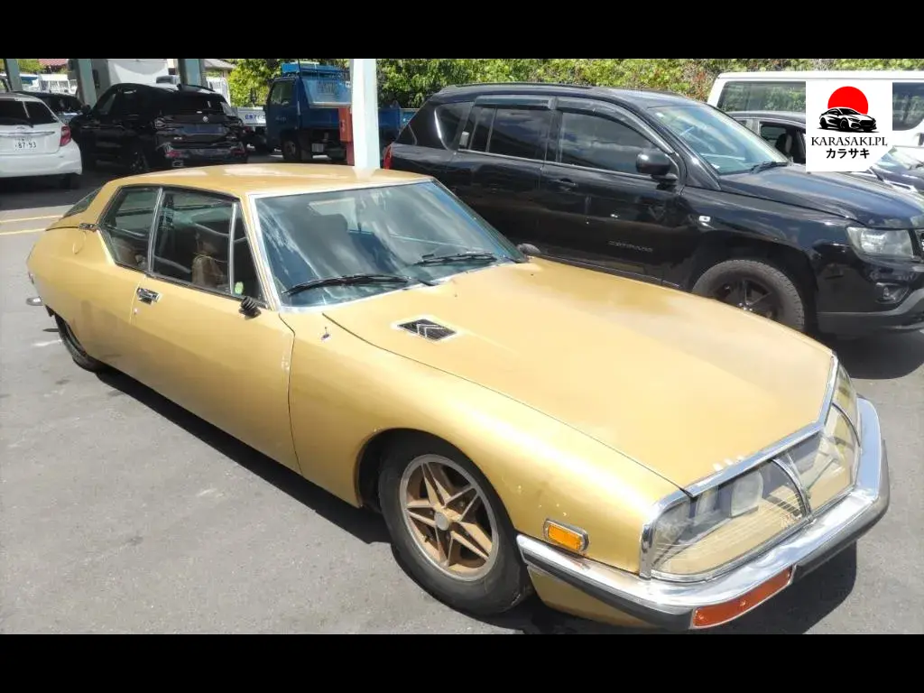 Citroen SM 1974 z aukcji japońskiej