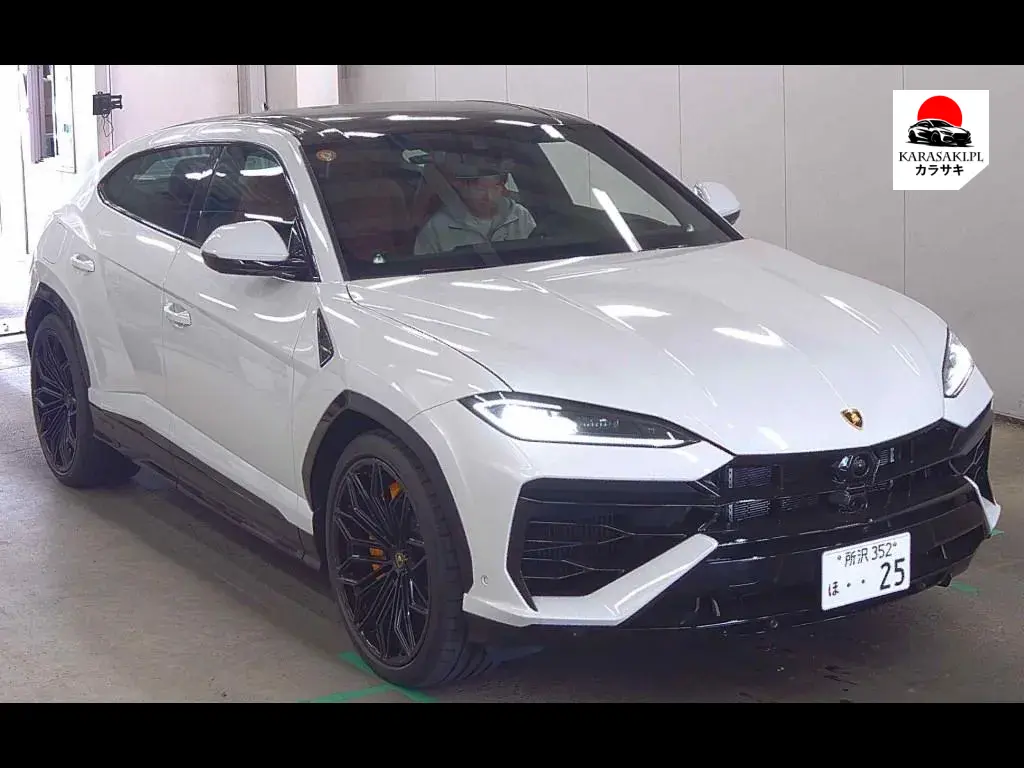 Lamborghini Urus 2025 z aukcji japońskiej