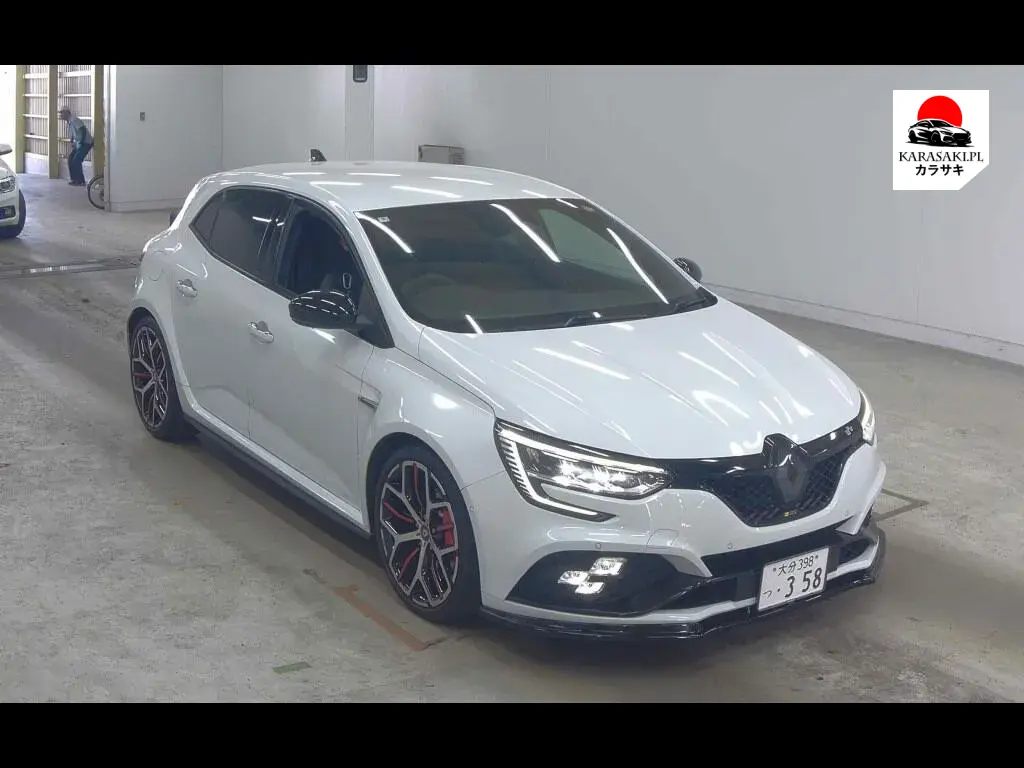 Renault Megane 2024 z aukcji japońskiej
