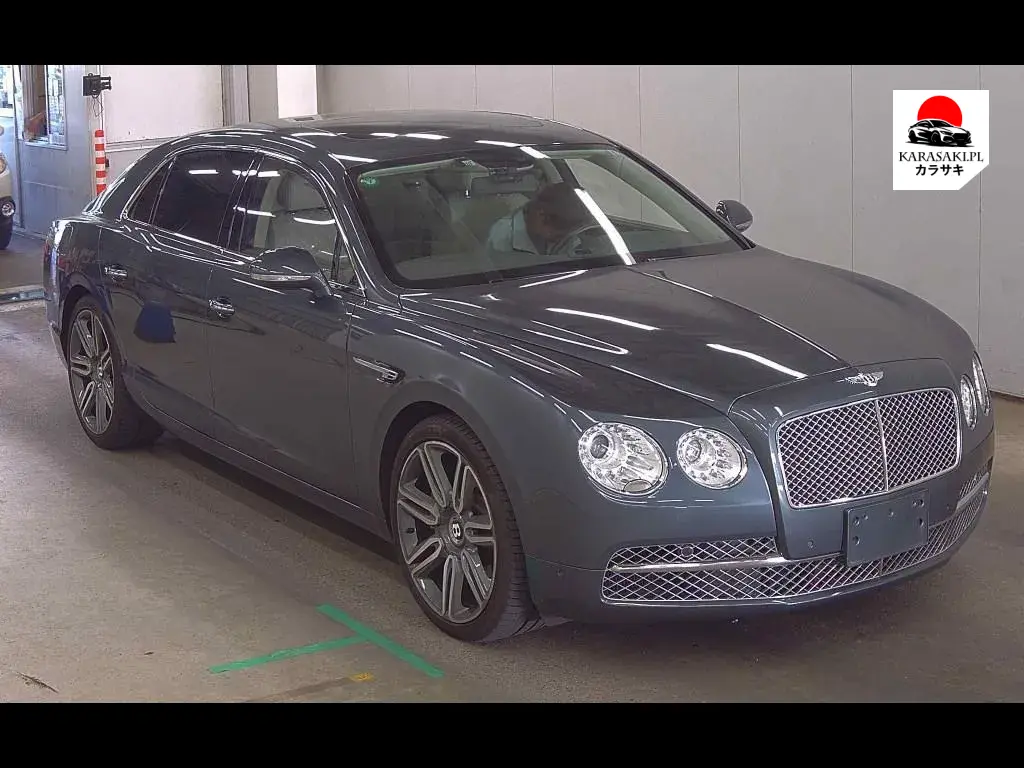 Bentley Flying Spur 2017 z aukcji japońskiej