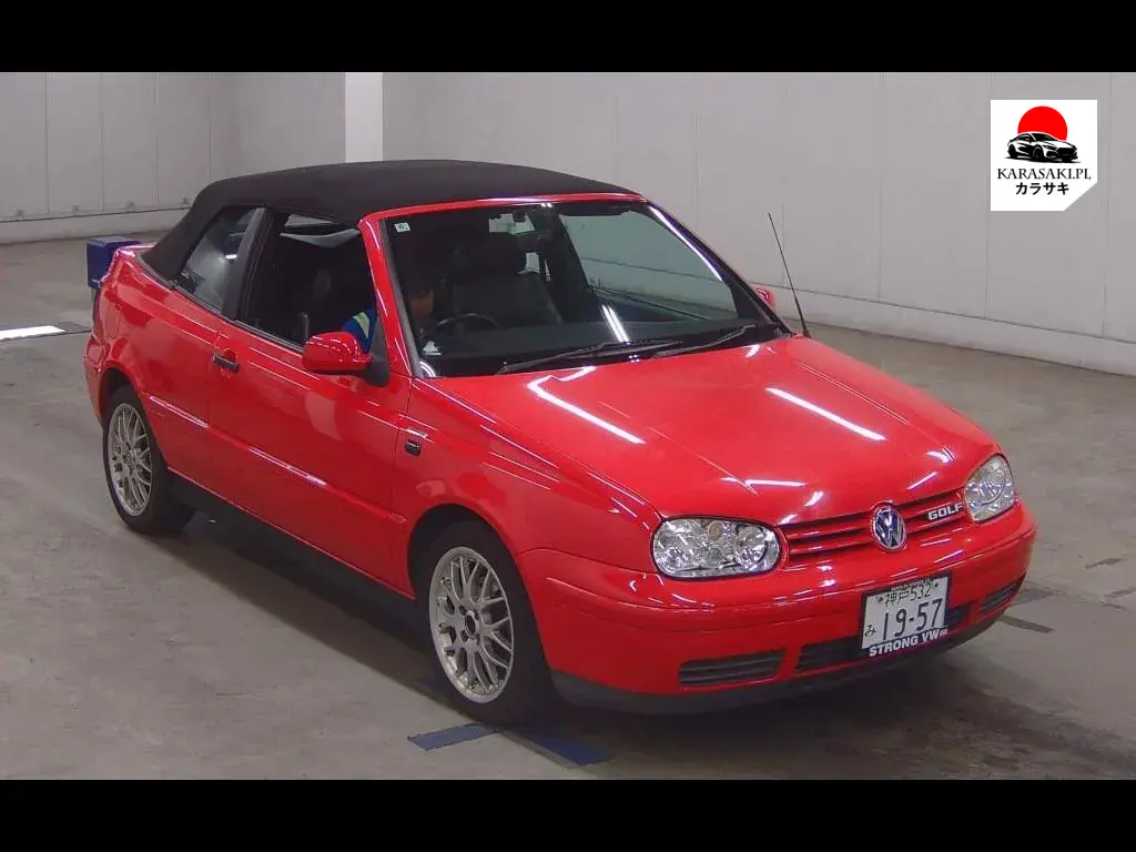 Volkswagen Golf Cabriolet 2001 z aukcji japońskiej