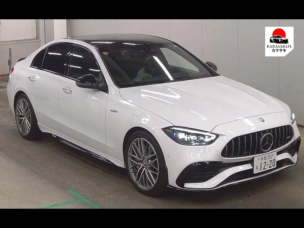 Mercedes AMG C-Class 2023 z aukcji japońskiej