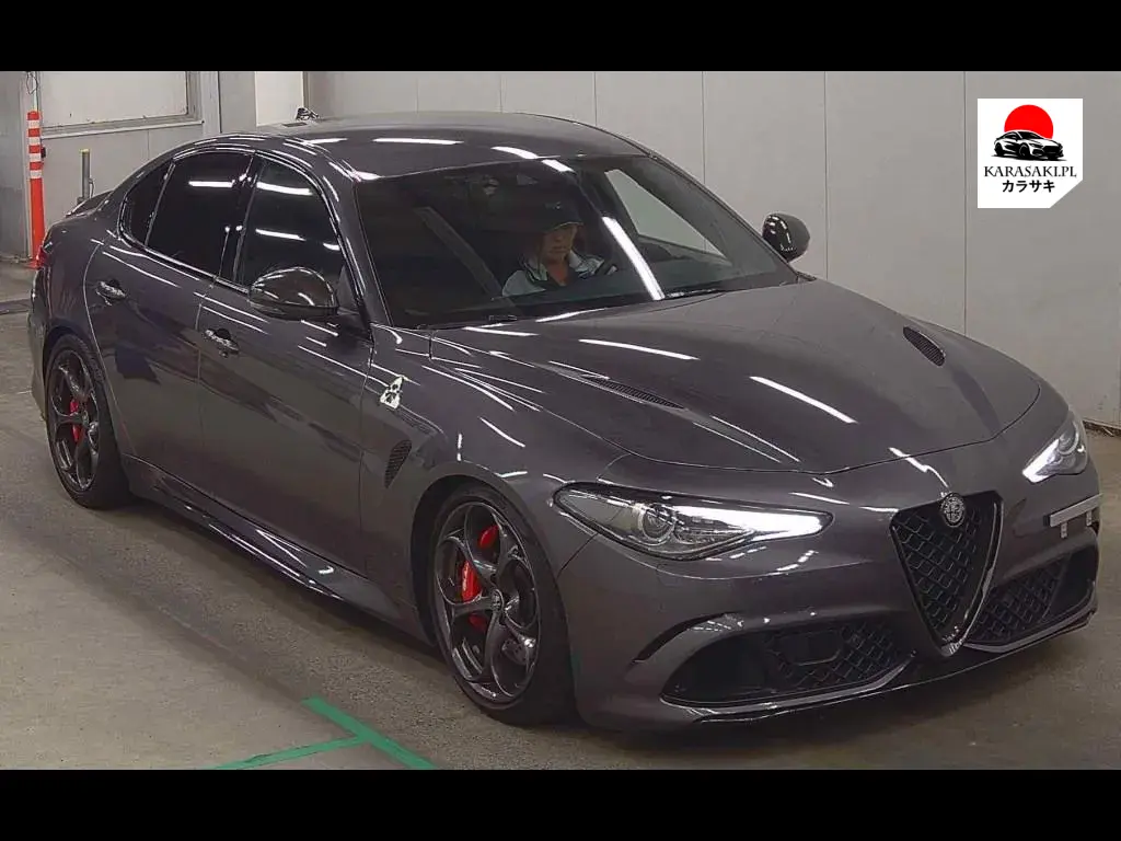 Alfa Romeo Giulia 2017 z aukcji japońskiej