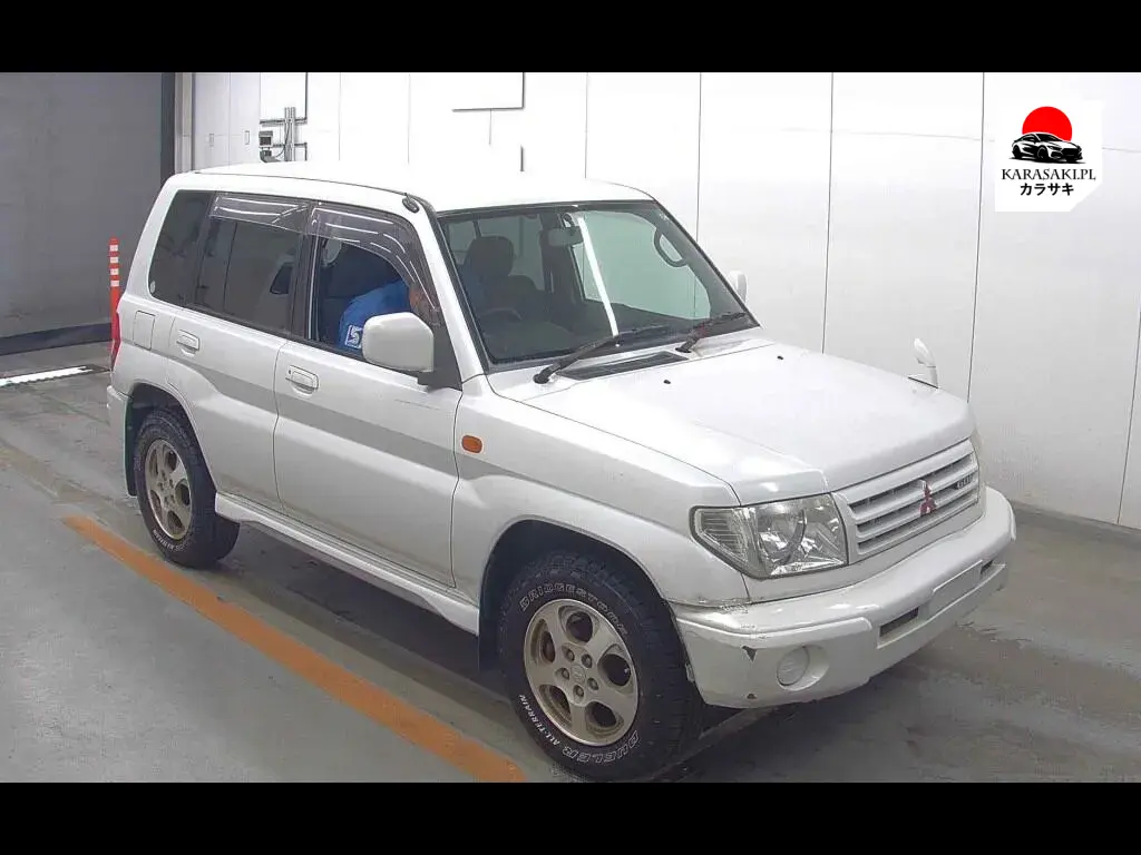 Mitsubishi Pajero Io 1999 z aukcji japońskiej