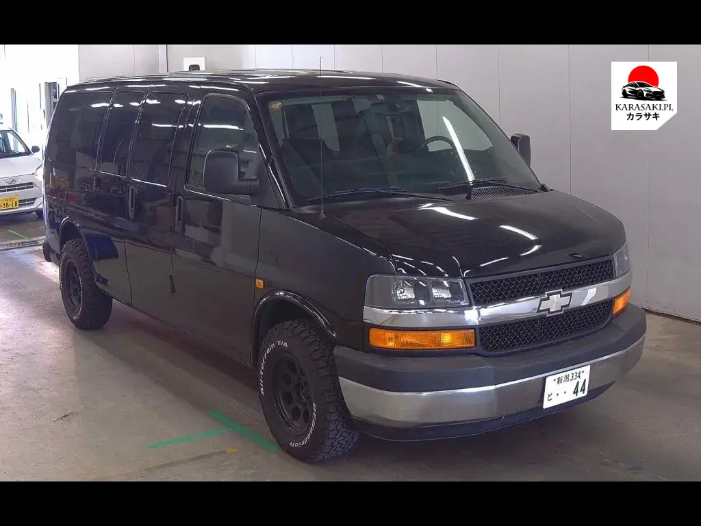 Chevrolet Express 2007 z aukcji japońskiej