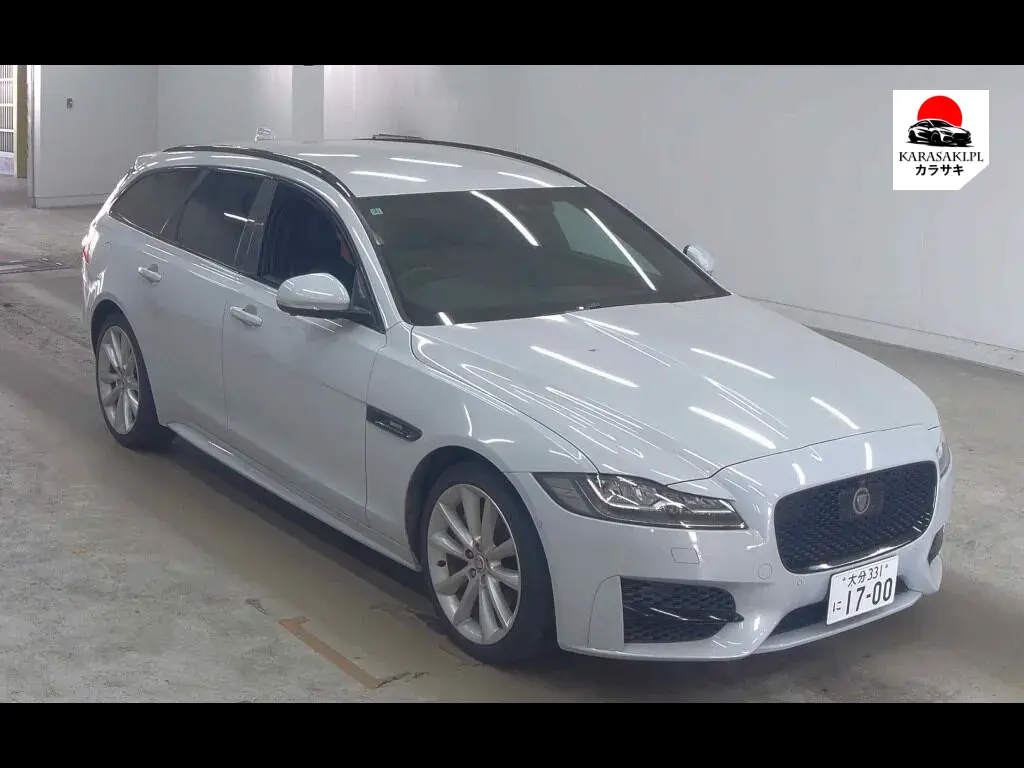 Jaguar XF Sportbrake 2020 z aukcji japońskiej