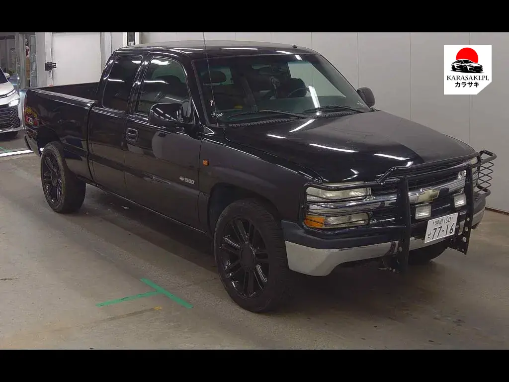 Chevrolet Silverado 2025 z aukcji japońskiej