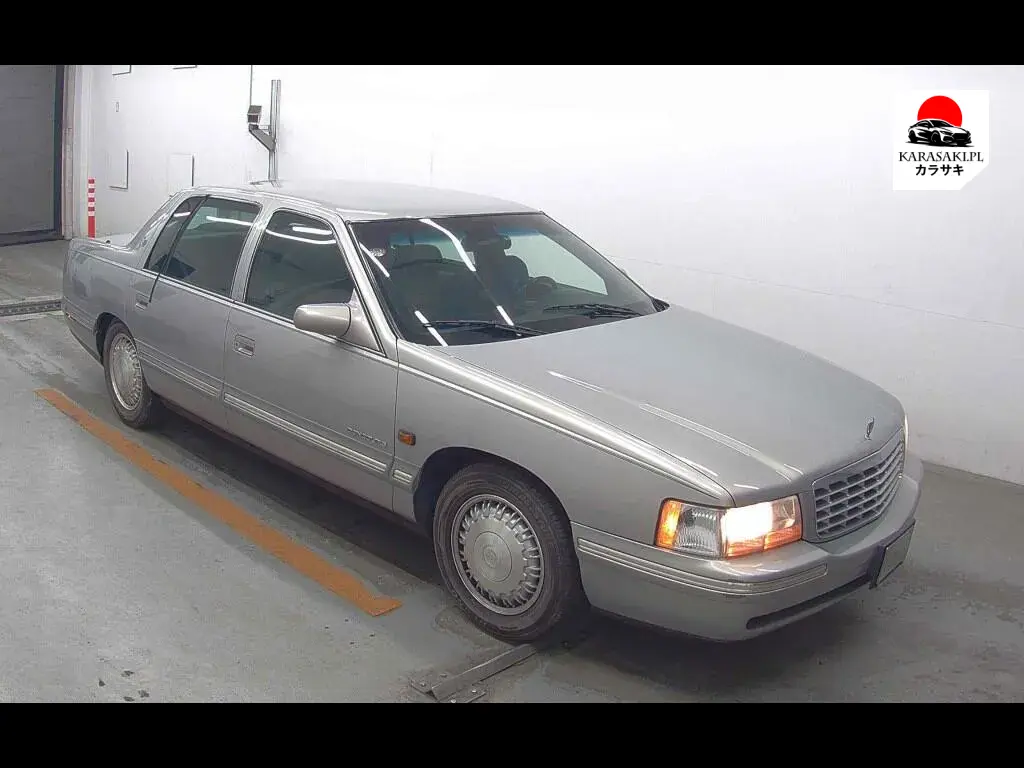 Cadillac Concours 1999 з японського аукціону