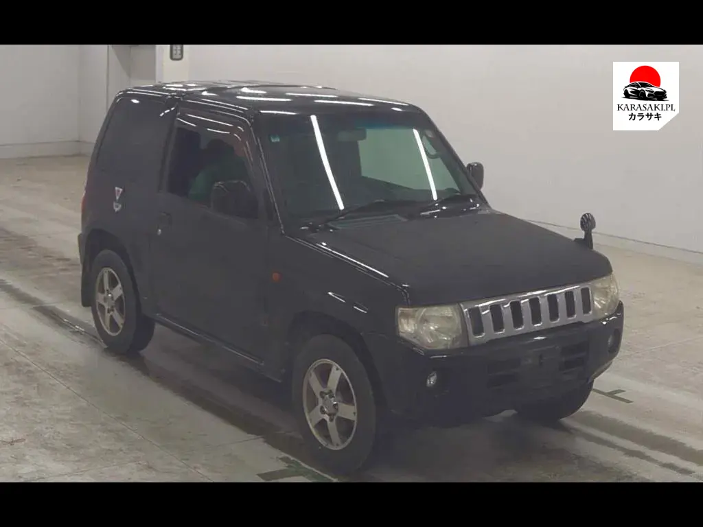 Mitsubishi Pajero Mini 2010 z aukcji japońskiej