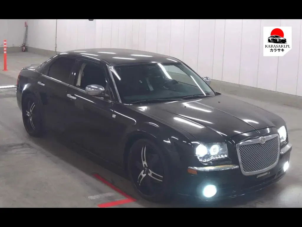 Chrysler 300 2012 z aukcji japońskiej