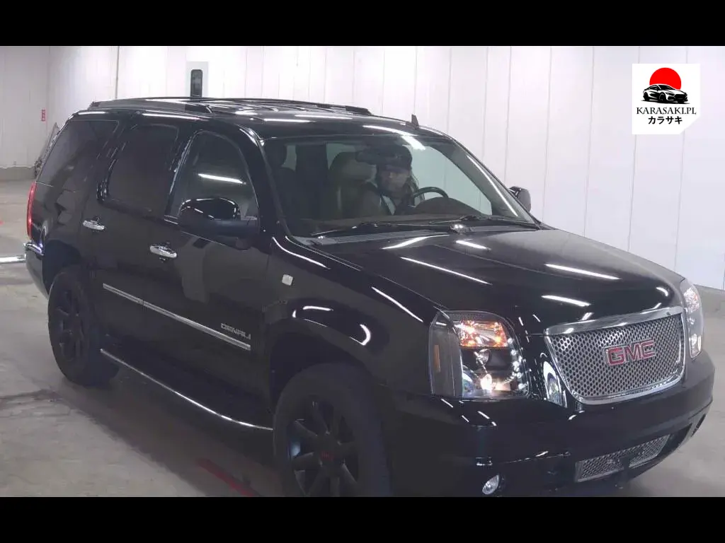 GMC Yukon 2012 z aukcji japońskiej