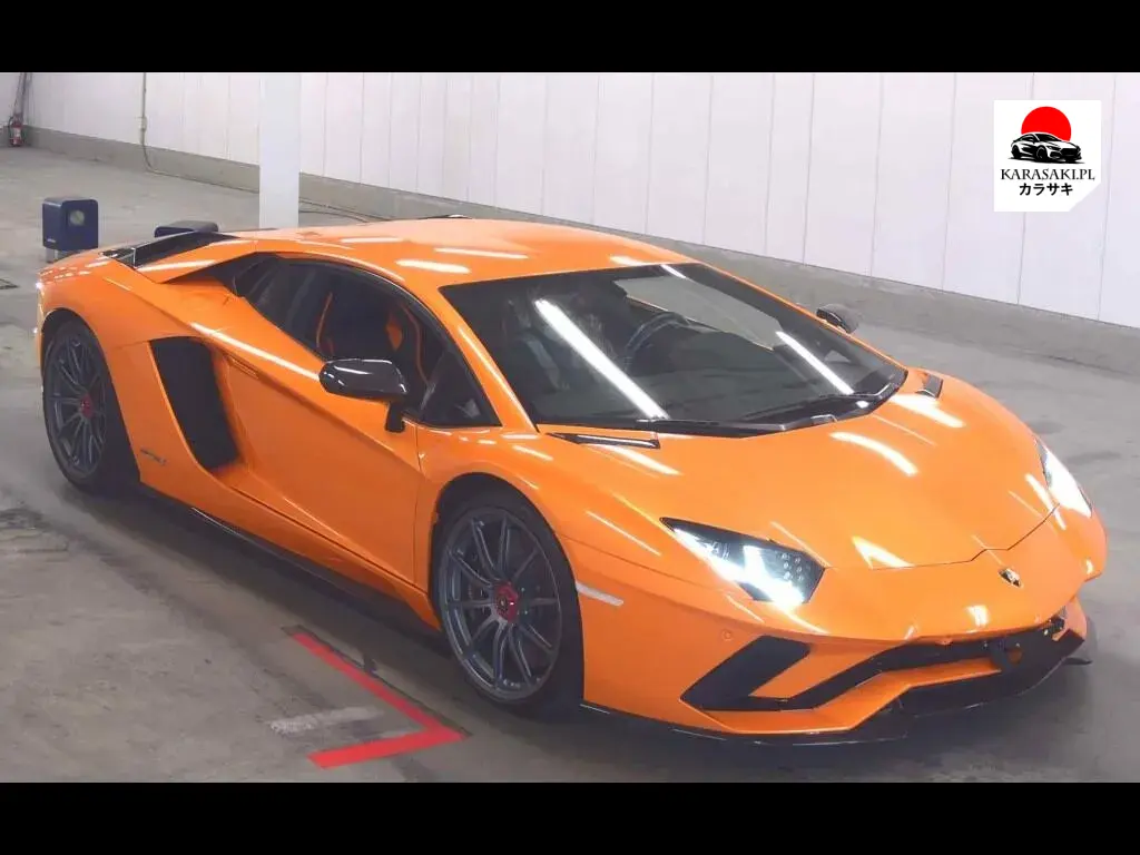 Lamborghini Aventador 2017 з японського аукціону