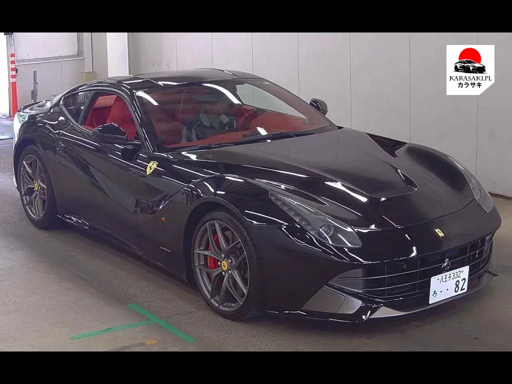Ferrari F12 Berlinetta 2014 z aukcji japońskiej