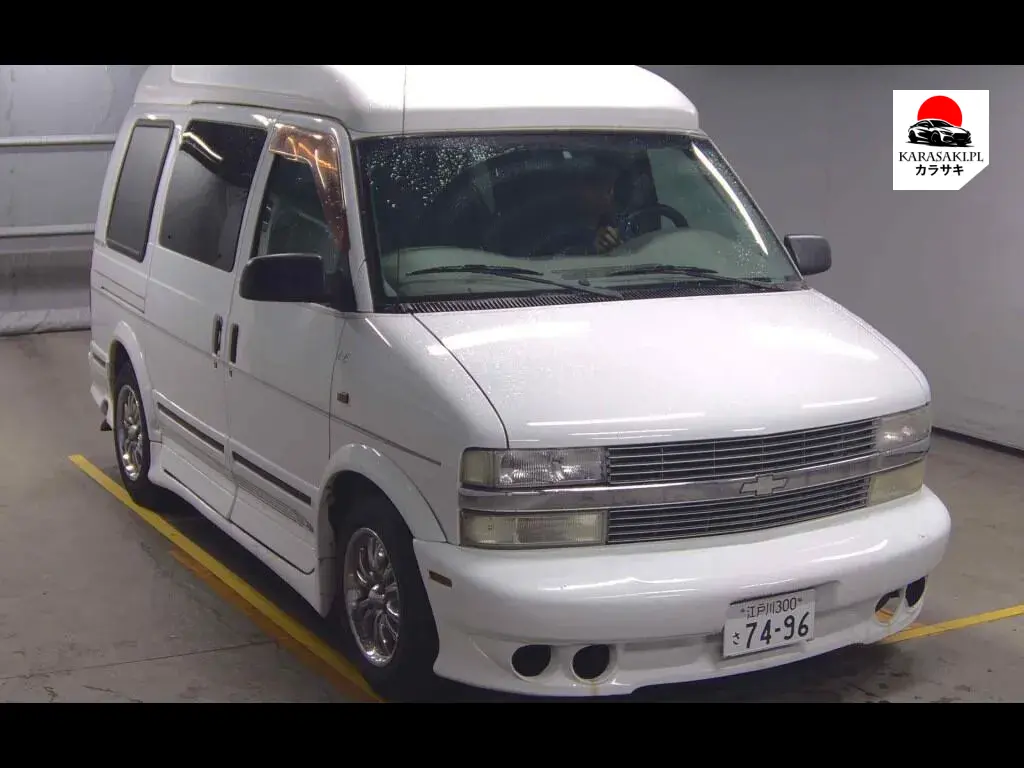 Chevrolet Astro 2004 z aukcji japońskiej