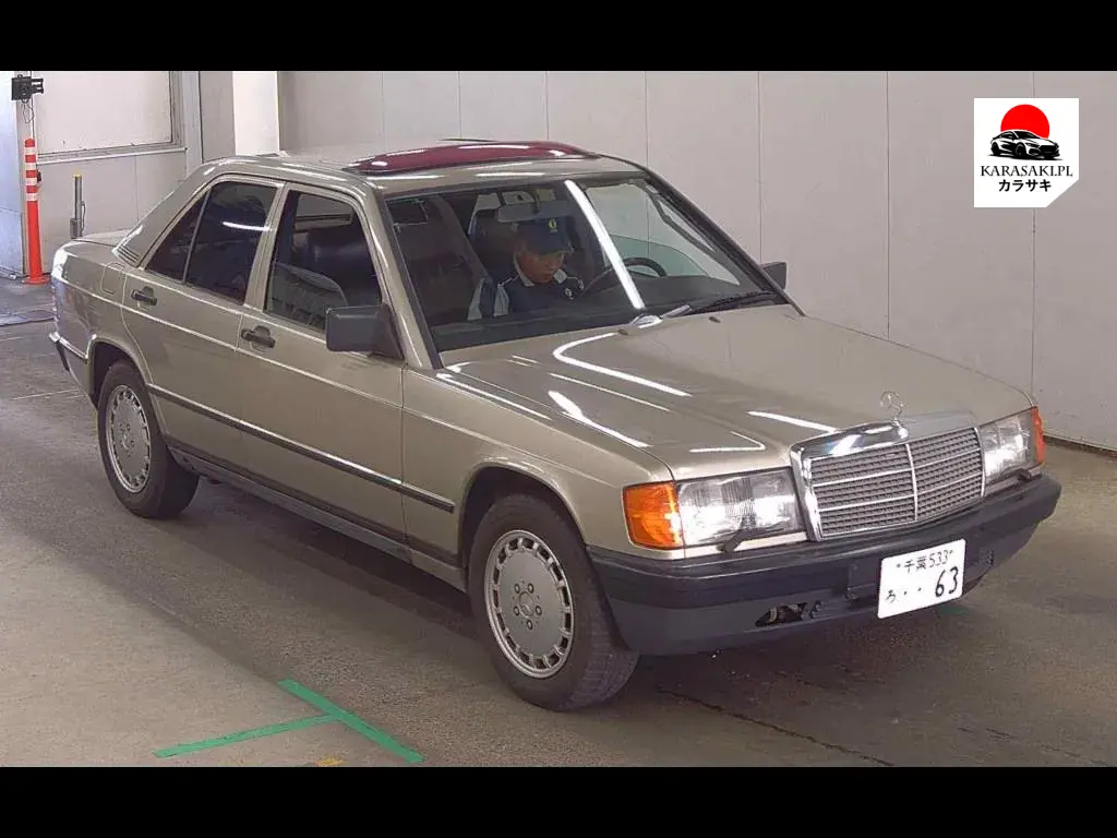 Mercedes Benz 190 Class 1986 з японського аукціону
