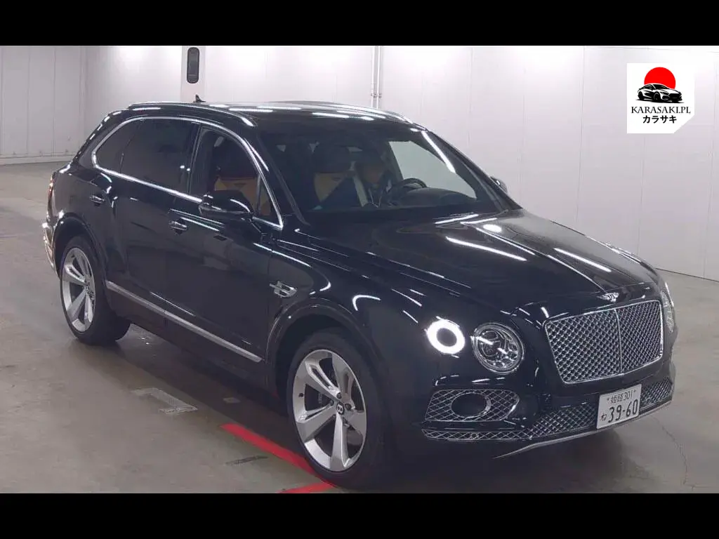 Bentley Bentayga 2017 z aukcji japońskiej