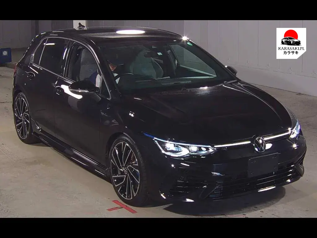 Volkswagen Golf R 2022 z aukcji japońskiej
