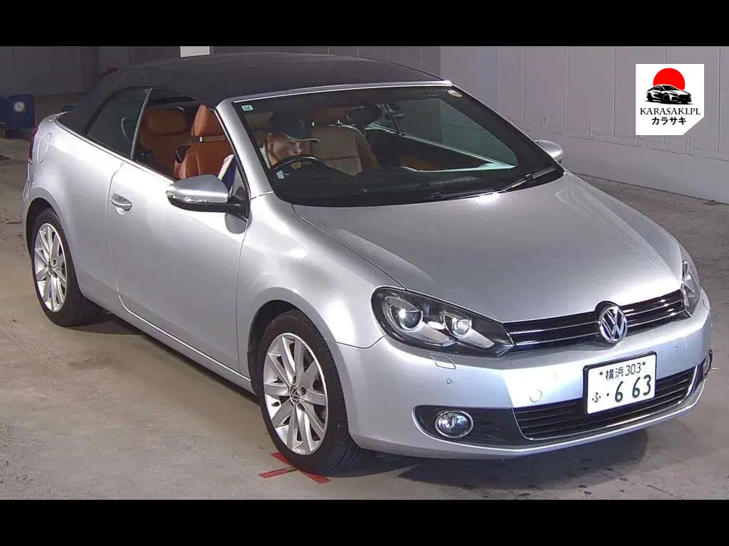 Volkswagen Golf Cabriolet 2011 z aukcji japońskiej