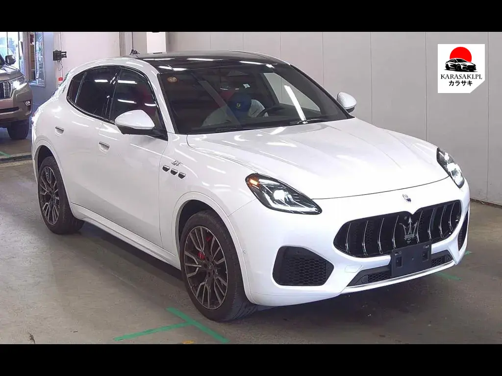 Maserati Grecale 2023 з японського аукціону