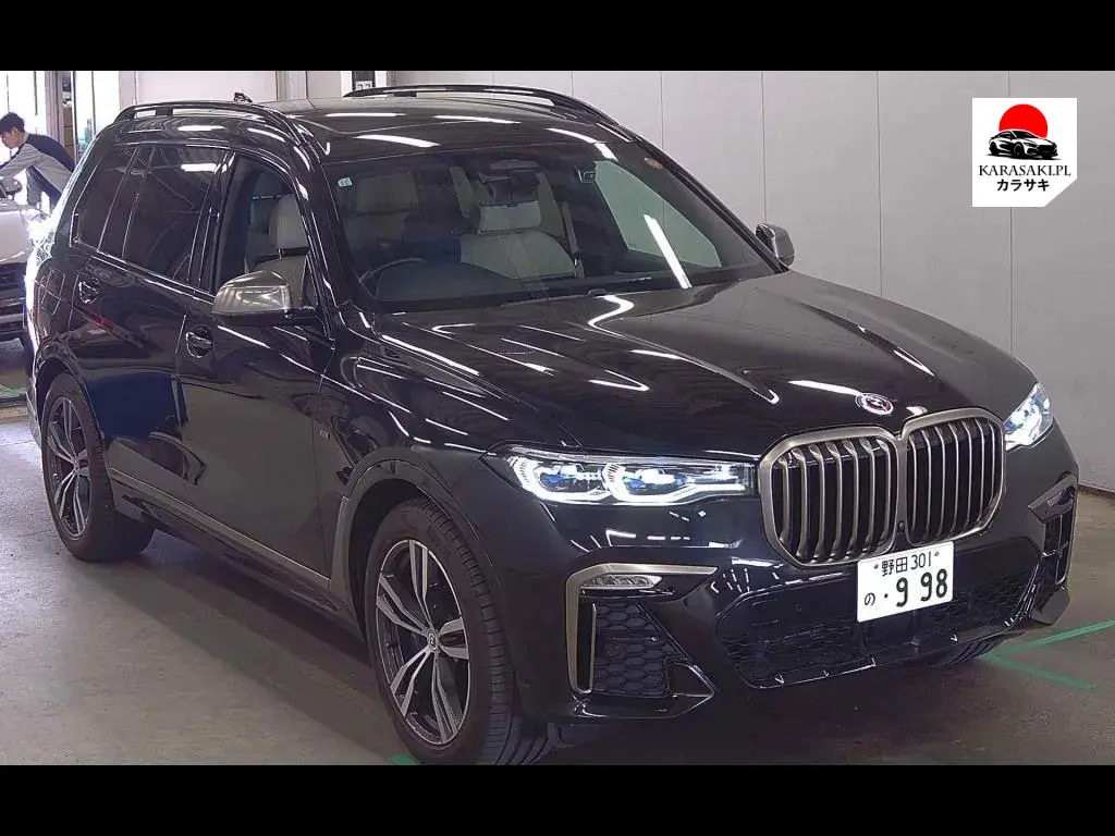 BMW X7 2023 z aukcji japońskiej