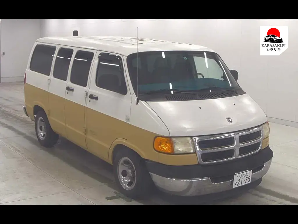 Dodge Van 2005 from a Japanese auction