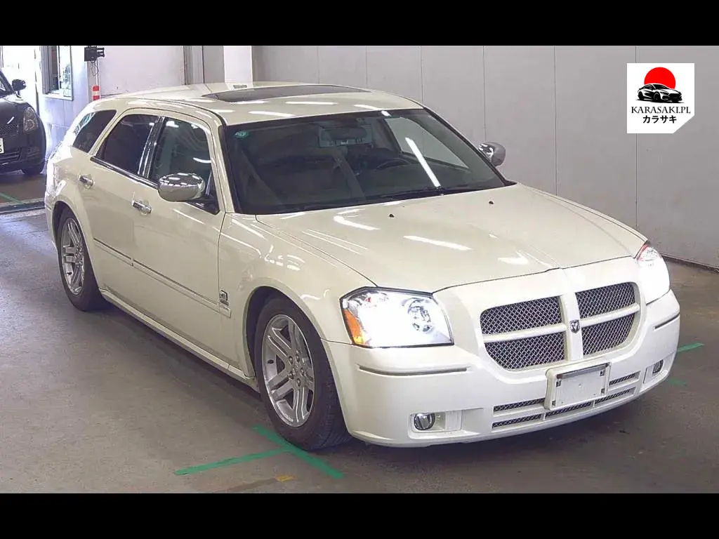 Dodge Magnum 2005 з японського аукціону