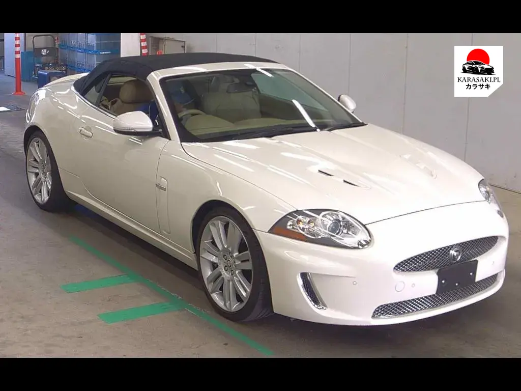 Jaguar XK z aukcji japońskiej