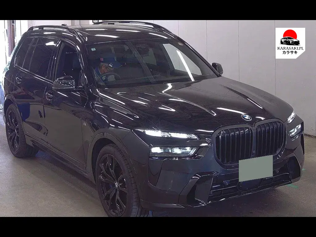 BMW X7 2025 z aukcji japońskiej