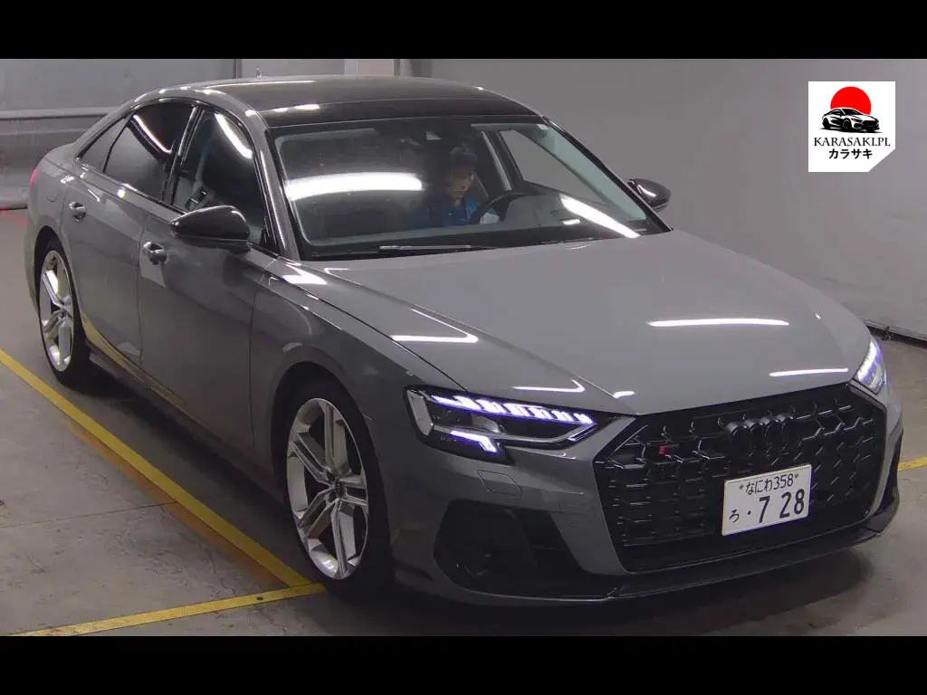 Audi S8 2023 z aukcji japońskiej