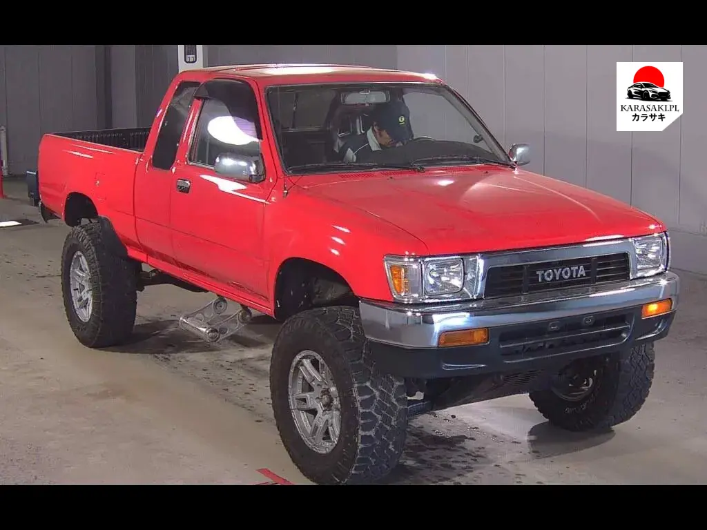 America Toyota Hilux 1993 z aukcji japońskiej