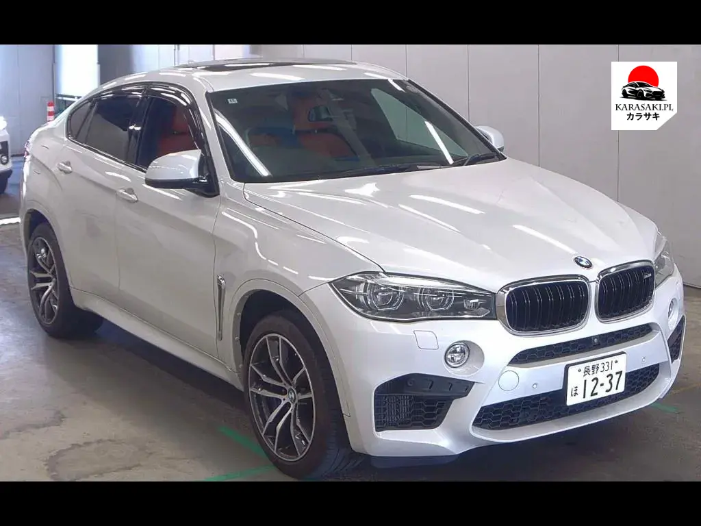BMW X6 M 2016 z aukcji japońskiej