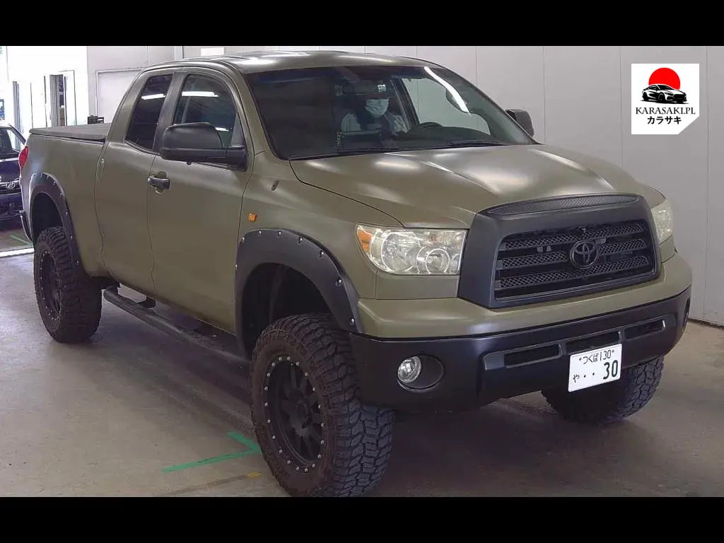 America Toyota Tundra 2010 z aukcji japońskiej