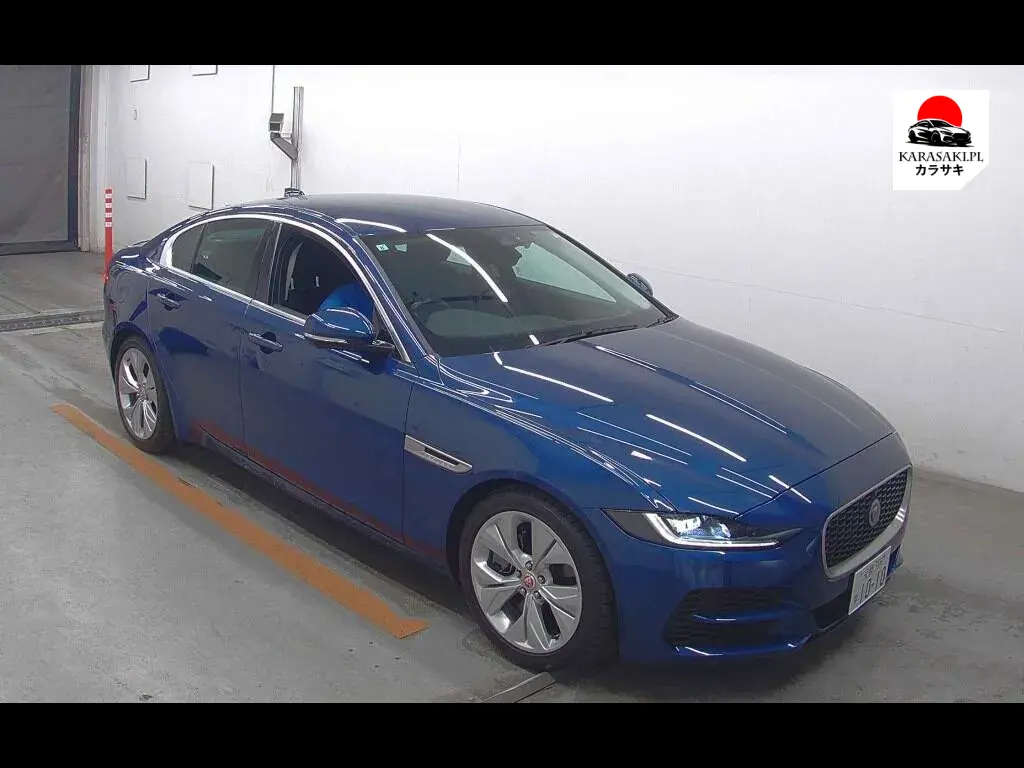 Jaguar Xe 2021 з японського аукціону