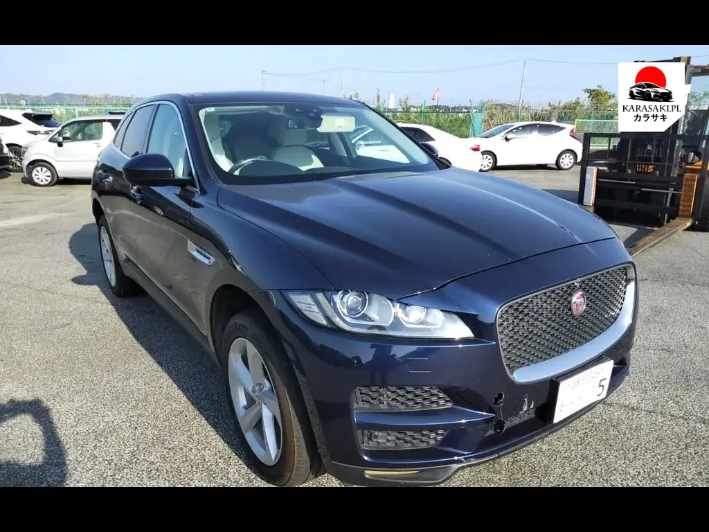 Jaguar F-Pace 2016 z aukcji japońskiej