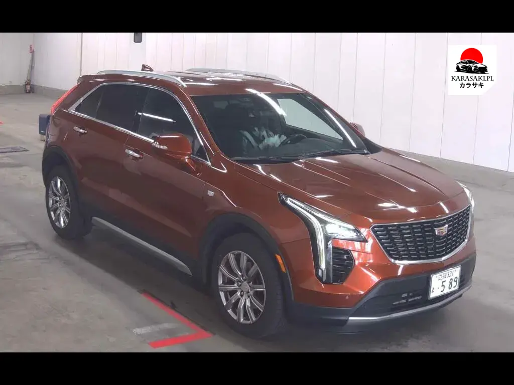 Cadillac XT4 2021 з японського аукціону