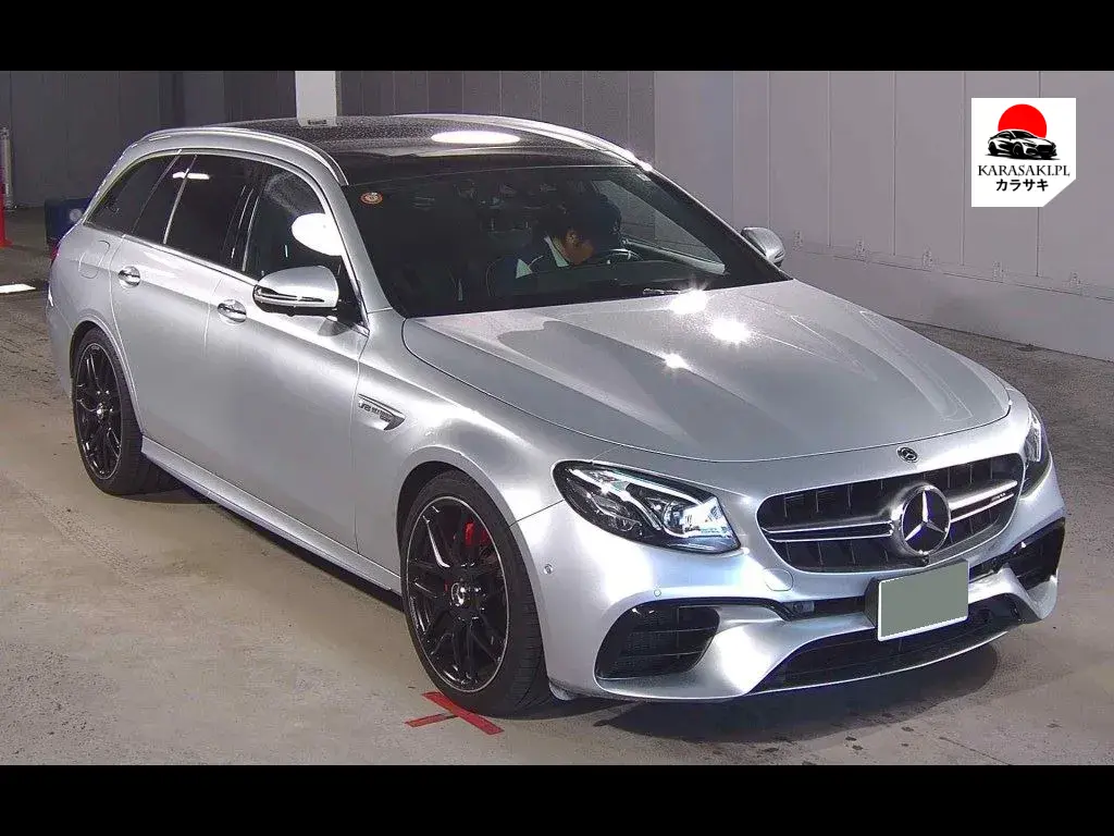 Mercedes AMG E-Class Stationwagon 2018 з японського аукціону