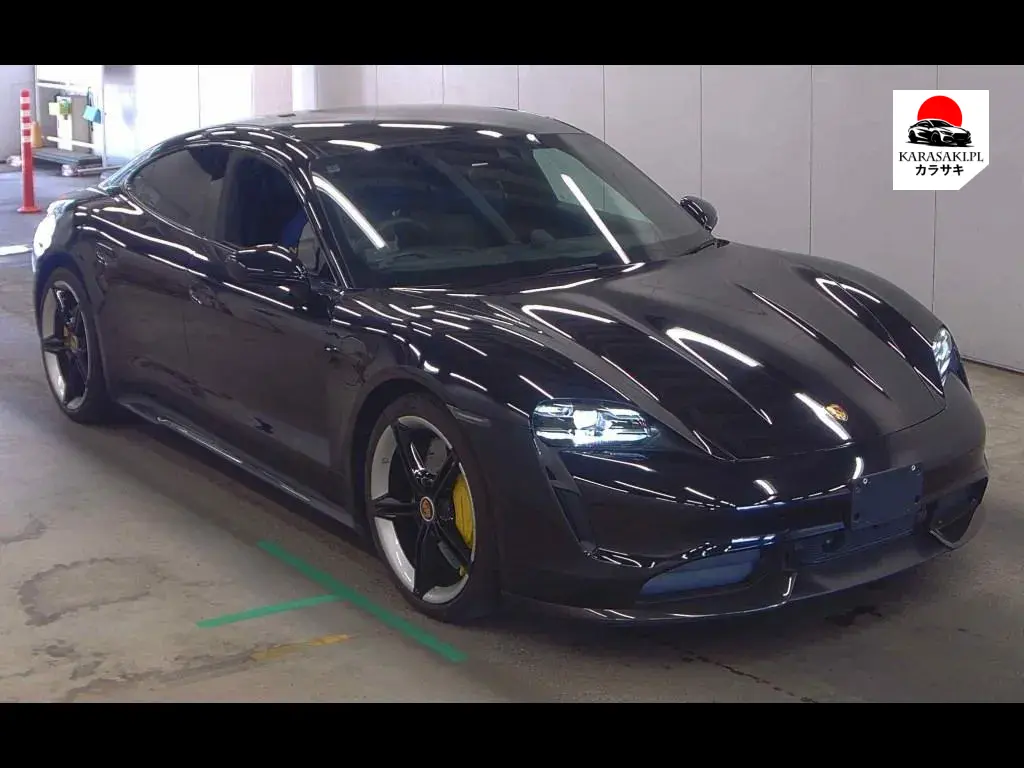 Porsche Taycan 2021 з японського аукціону