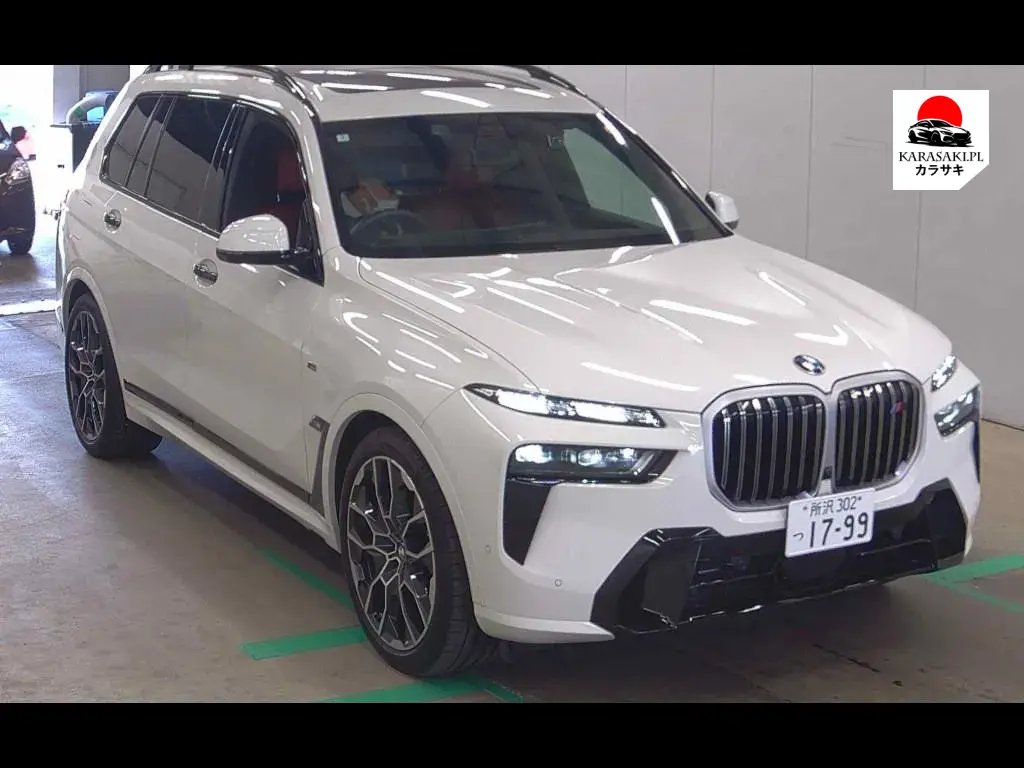 BMW X7 2024 z aukcji japońskiej