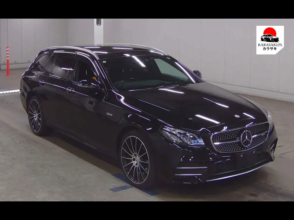 Mercedes AMG E-Class Stationwagon 2017 з японського аукціону